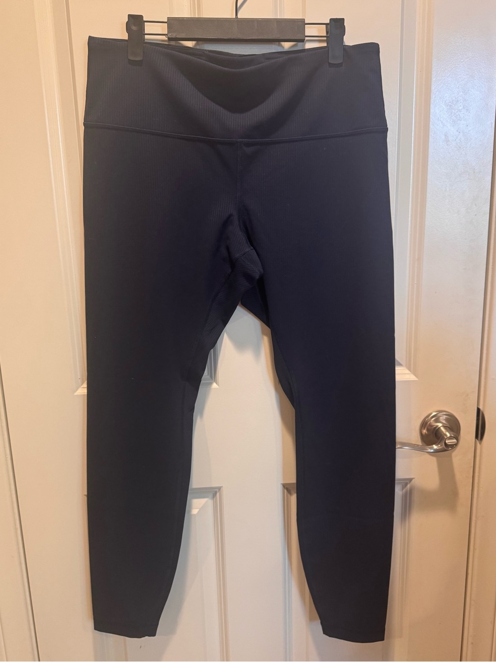 Lululemon Wunder Train High Rise 28” legging